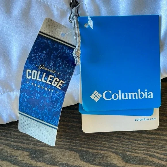 Columbia Reversible Collegiate Vest, L, NWT - Picture 9 of 13